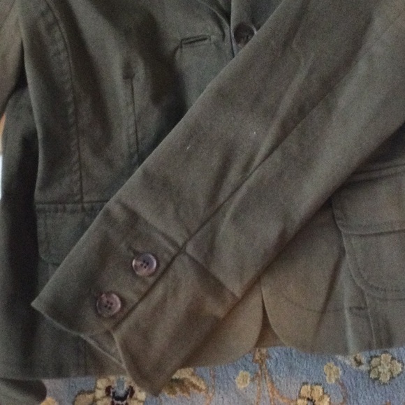 Sitwell Olive Green jacket - Picture 9 of 9